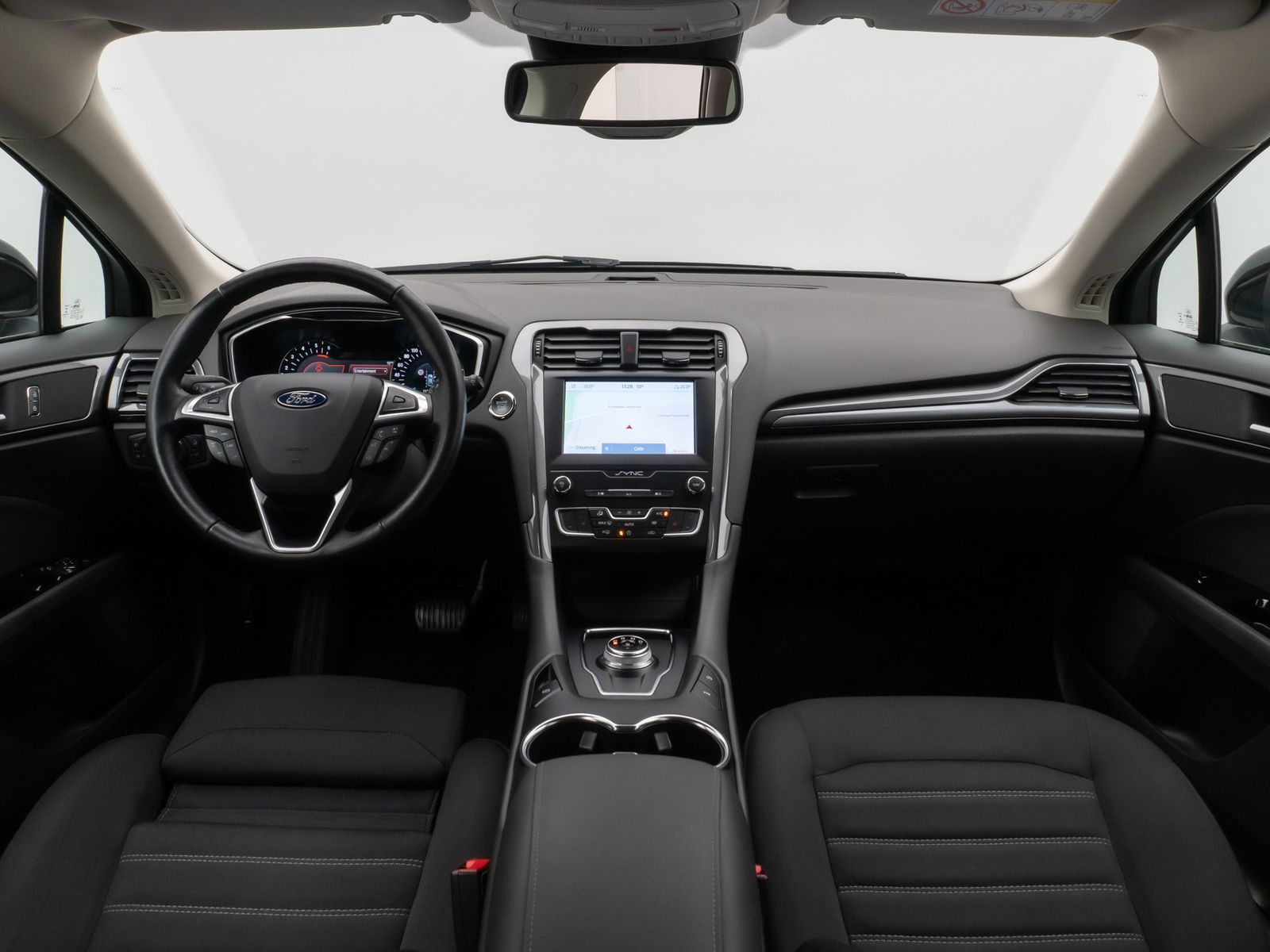 Fahrzeugabbildung Ford Mondeo Turnier Titanium Kamera SYNC StzhzgV/H