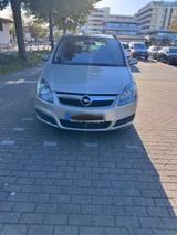 Opel Zafira 7 Sitze - Opel Zafira Gebrauchtwagen in Lübeck