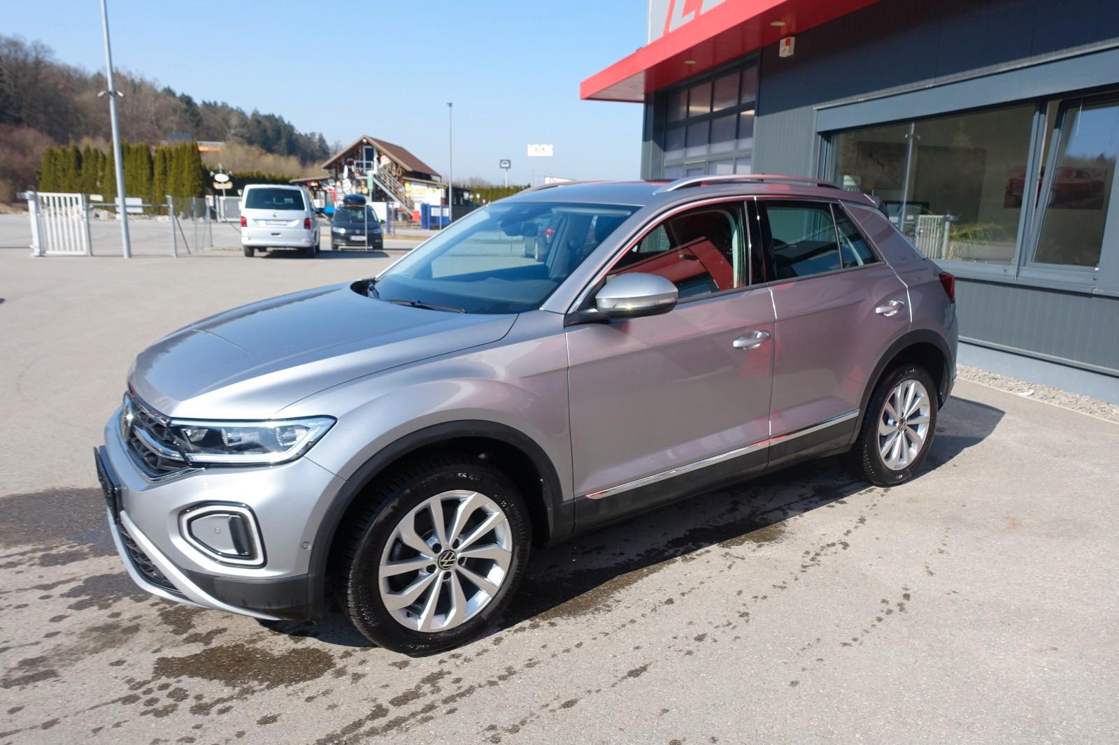Volkswagen T-Roc Style 4M. DSG EXP € 18490.--