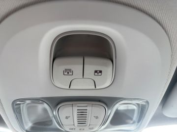 Fotografie des Fiat 500L Pop Star Panoramadach PDC