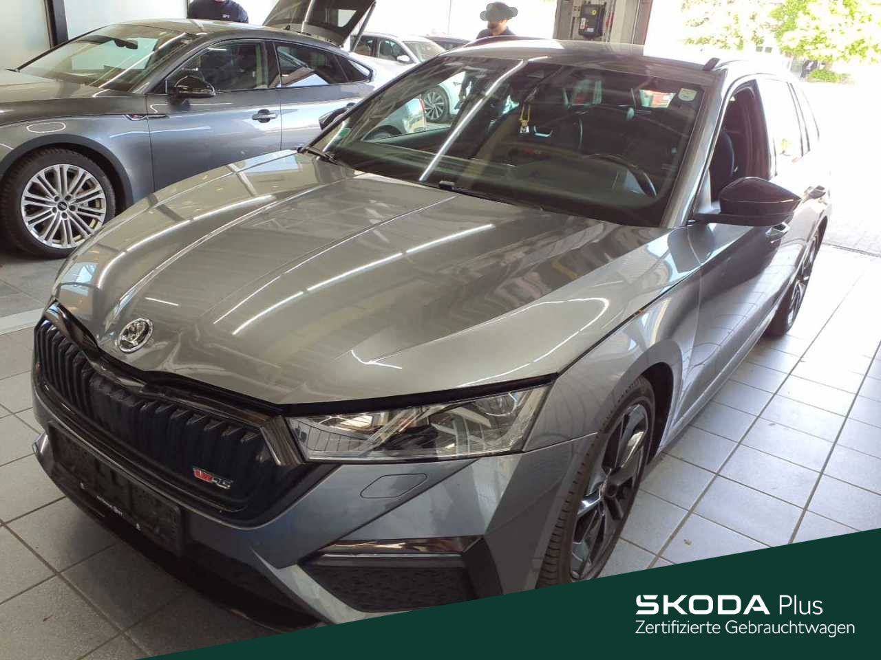 Skoda Octavia Combi 2.0 TDI DSG 4x4 RS*NAVI*REISE*STHZ