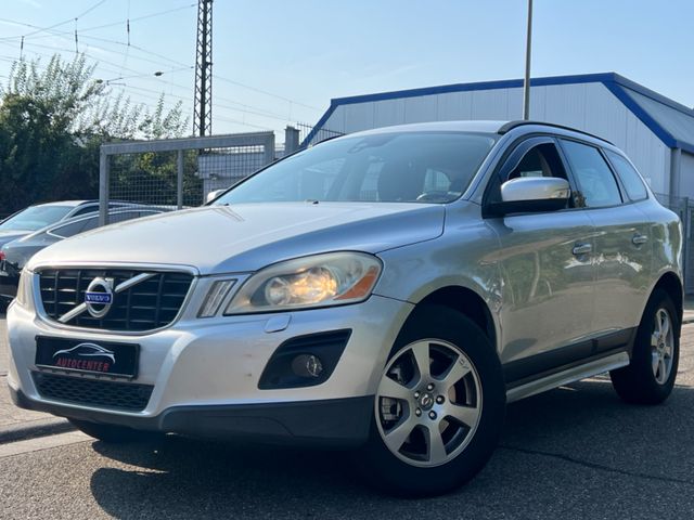 Volvo XC60 Kinetic Drive|Sitzheizung|Scheckheft|1-Hand