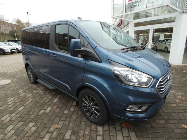 Ford Tourneo Custom 2.0 TDCI L1 "Titanium"