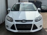 Ford Focus Lim. Titanium 1.Hand*Zahnriemen*PDC*Tempo* - Ford Focus: Kleinwagen