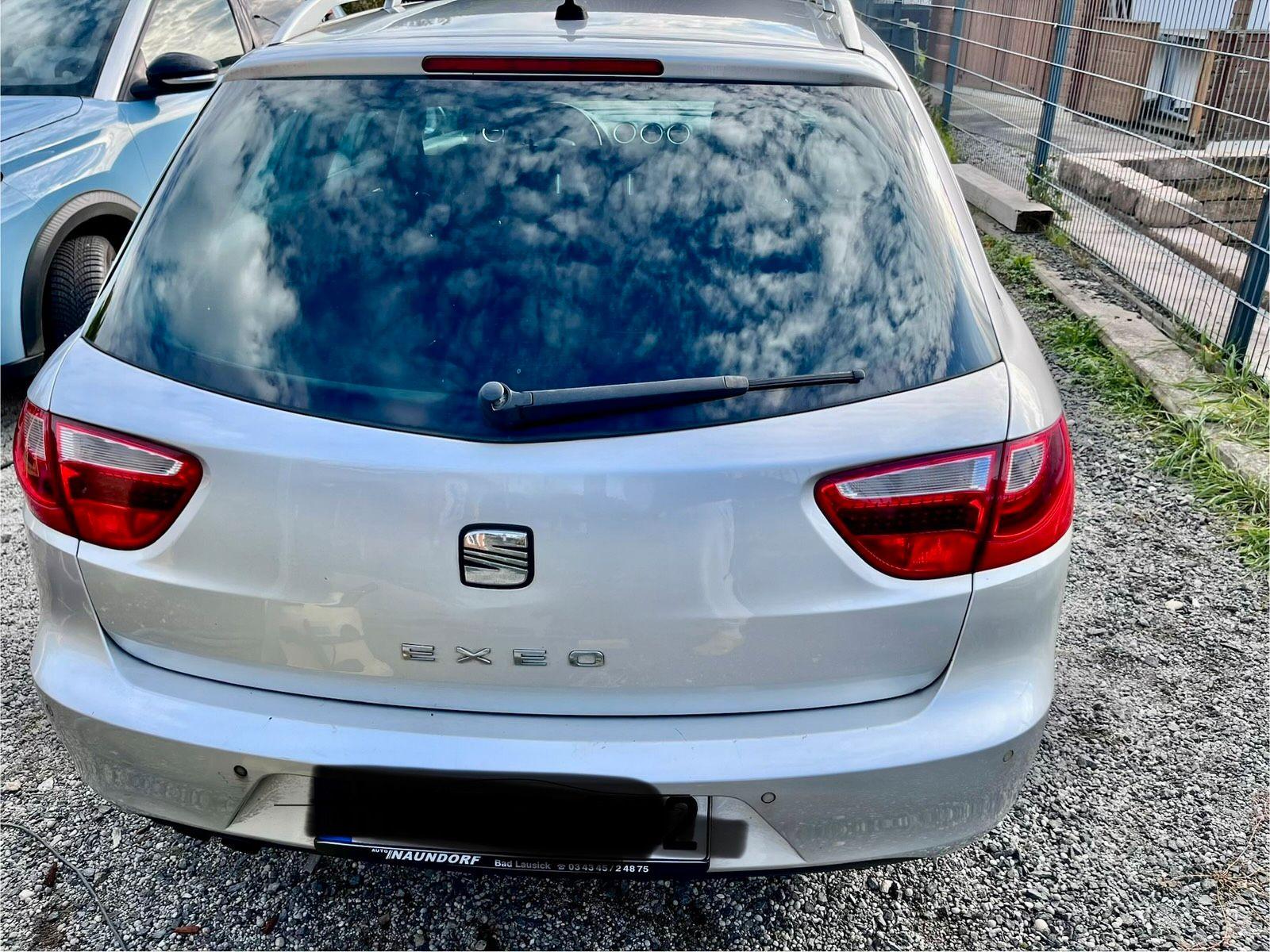 Seat Exeo 2012 — interior