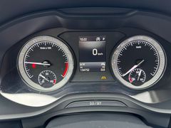Fahrzeugabbildung Skoda Kodiaq Drive 125 4x4 AHK Navi 4x Sitzh. ACC