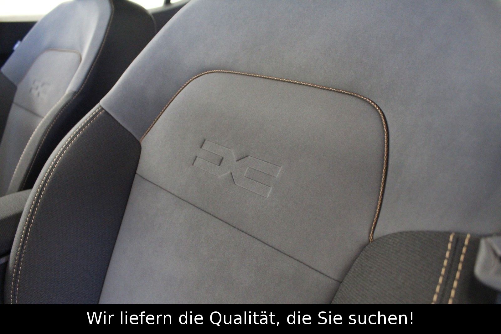 Fahrzeugabbildung Dacia Sandero Stepway Eco-G 100 Extreme+