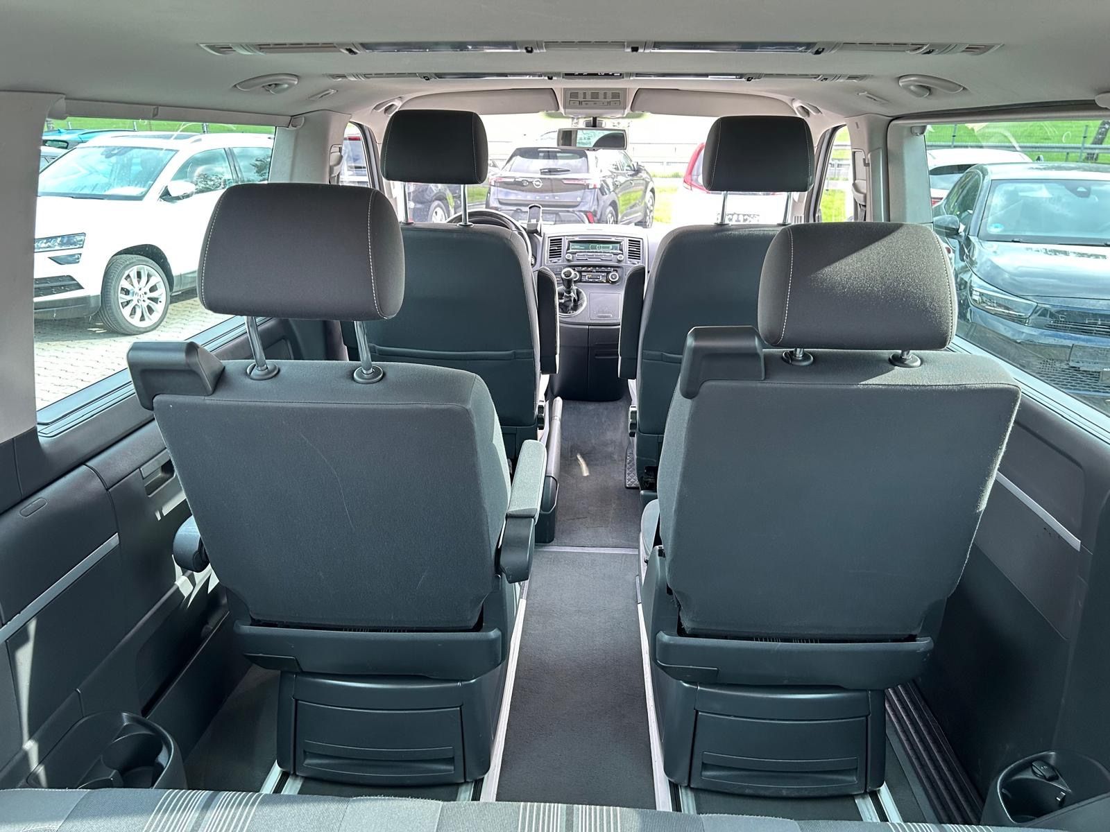 Fahrzeugabbildung Volkswagen T5 Multivan 2.0 TDI Match°Standheizung