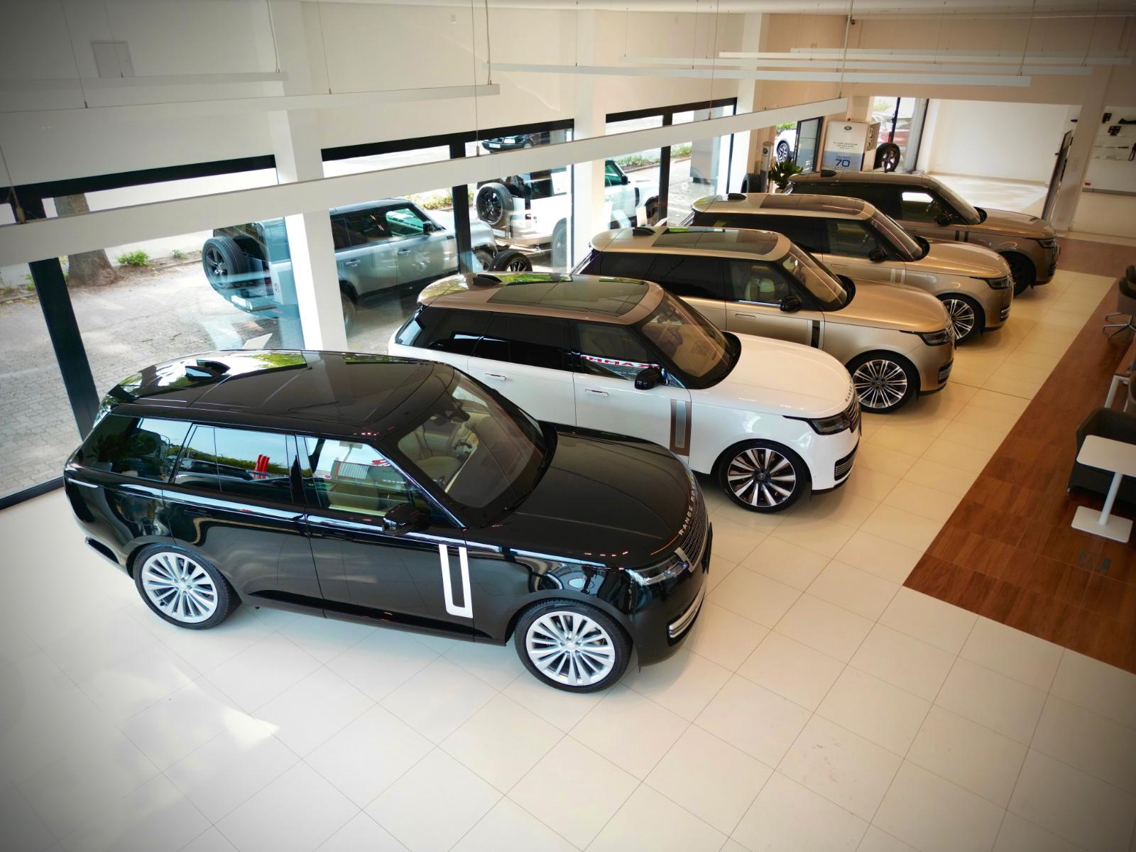 showroom-image-bottom