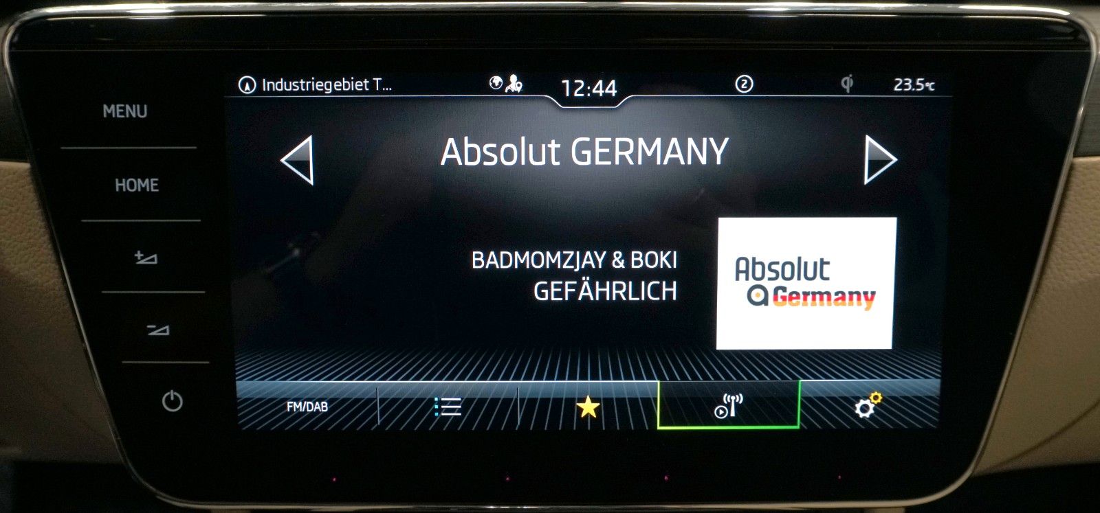 Skoda Superb Combi Style 2.0 TSI ACC RfK Matrix Leder foto 23