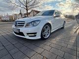 Mercedes-Benz C 180 AVANTGARDE, AMG Sportpaket - Mercedes-Benz C-Class: AMG Sportpaket