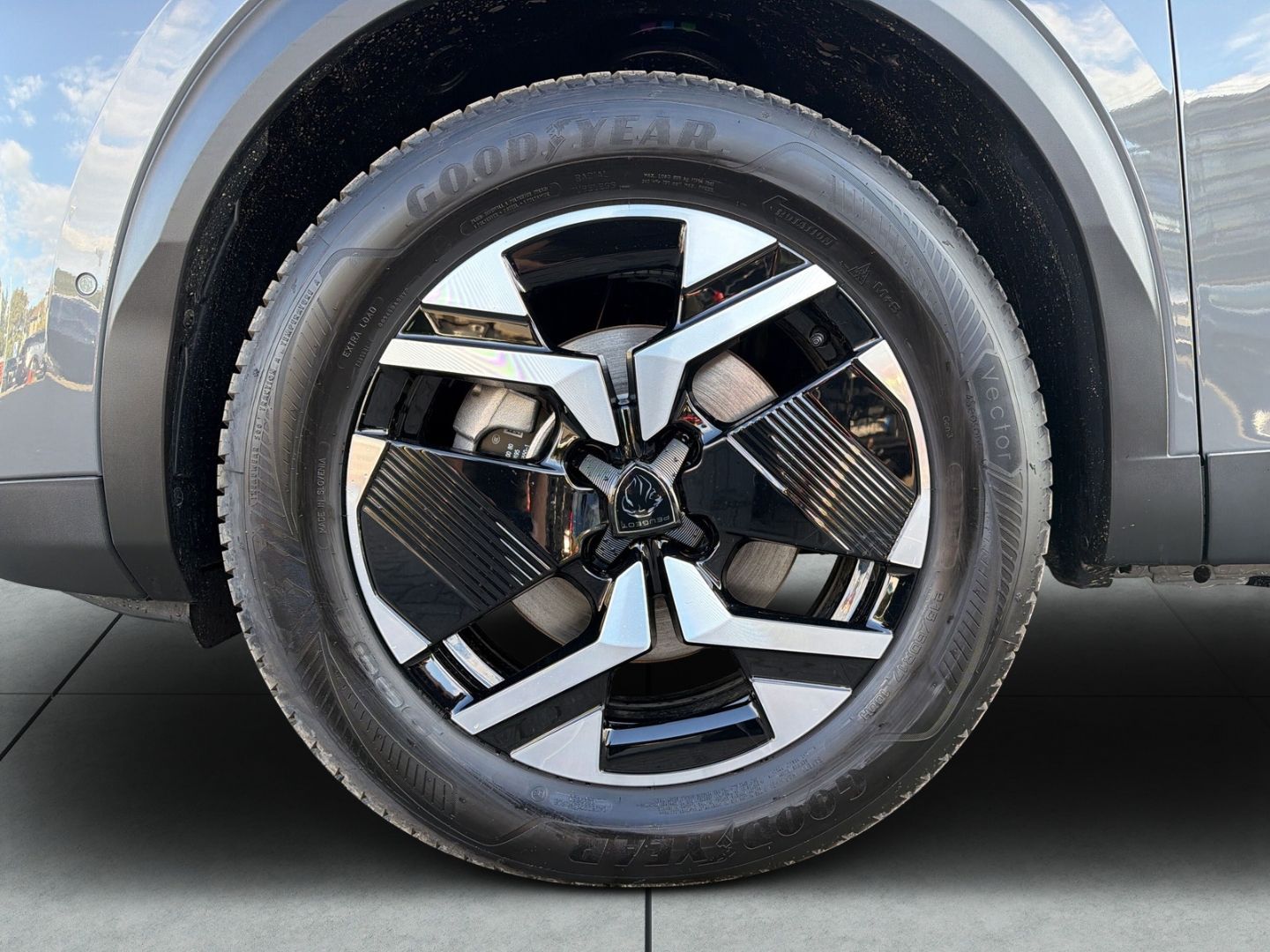 Peugeot 2008 - Bild 4