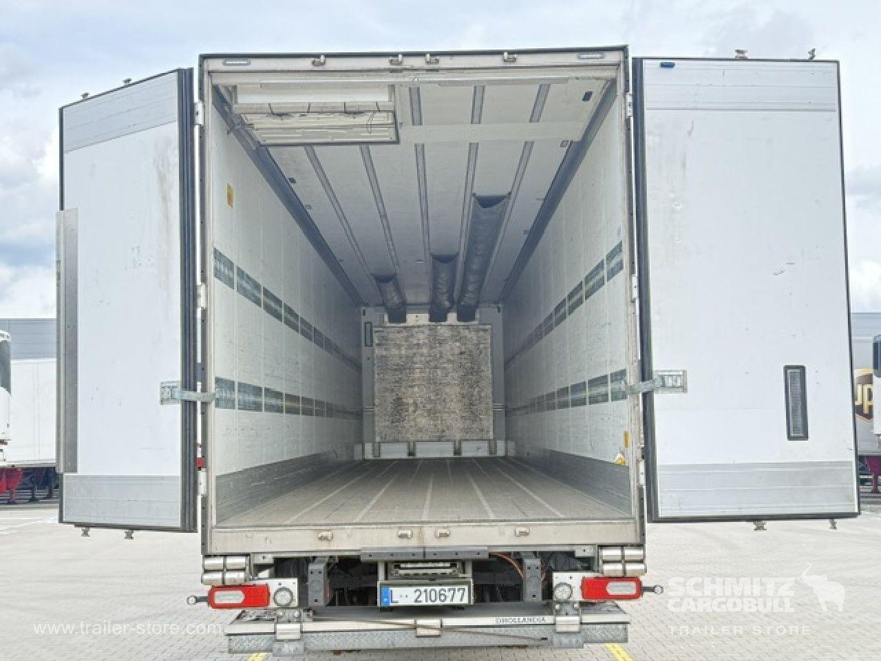 Schmitz Cargobull Vries Multitemp Hydr. laadklep