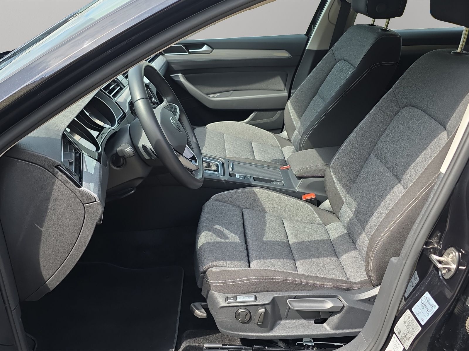Volkswagen Passat Variant - Bild 9