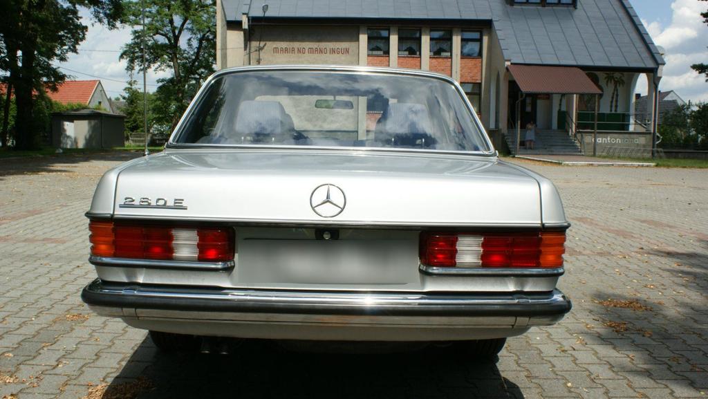 Mercedes-Benz E 280