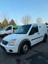 Ford Tourneo Connect - Ford Tourneo Connect mit Diesel-Antrieb: Kombi, Schaltgetriebe