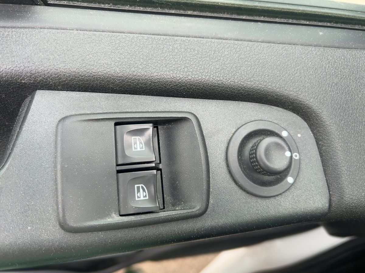 Fahrzeugabbildung Renault Trafic Lkw Komf. L1H1 2,8t dCi 120 Kamera Klima