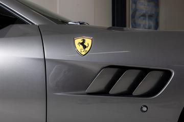 2019 Ferrari GTC4LUSSO — миниатюра 19