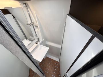 HYMER ERIBA HYMERCAR Grand Canyon S 700 Winterpaket AHK WiFi AUTARKIE