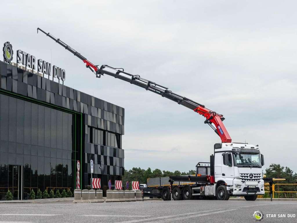 Mercedes-Benz  AROCS 3253 8x4 HMF 5020 Fly Jib Crane Kran