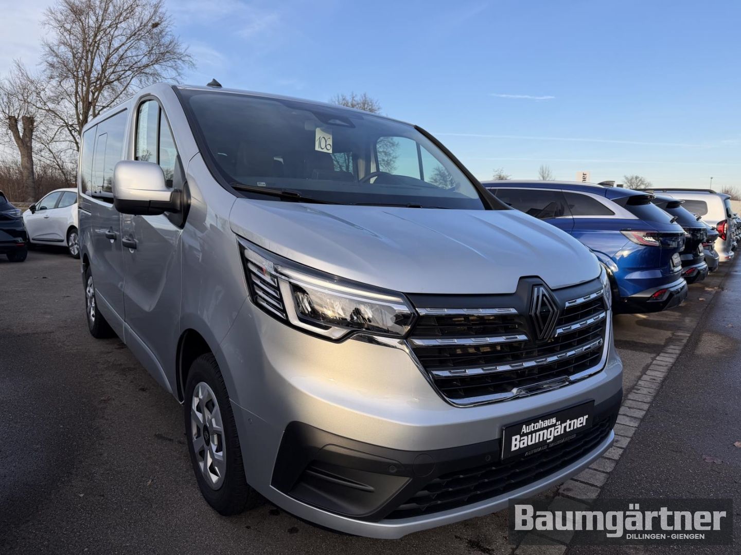 Fahrzeugabbildung Renault Trafic Combi Evolution Blue dCi 150 EDC 9-Sitzer