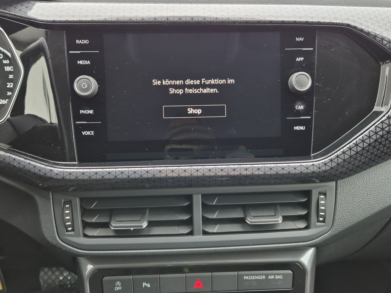 Fahrzeugabbildung Volkswagen T-Cross Style DSG AHK Kamera ACC LED Navi Climat