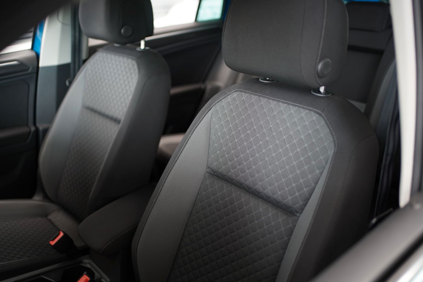 Fahrzeugabbildung Volkswagen Tiguan 1.4 TSI Comfortline Navi+Einparkhilfe+ACC