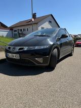 Honda Civic  5DR (FK2) mit TÜV - Honda Civic FK mit Benzin-Antrieb