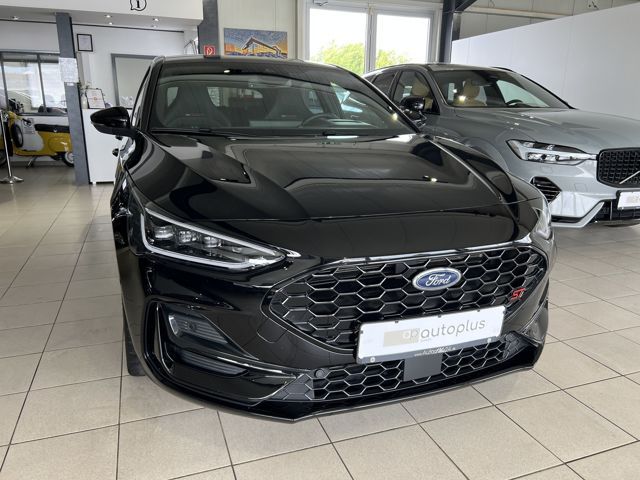 Ford Focus ST X  TrackPack B&O Fahrerassistenz-Paket