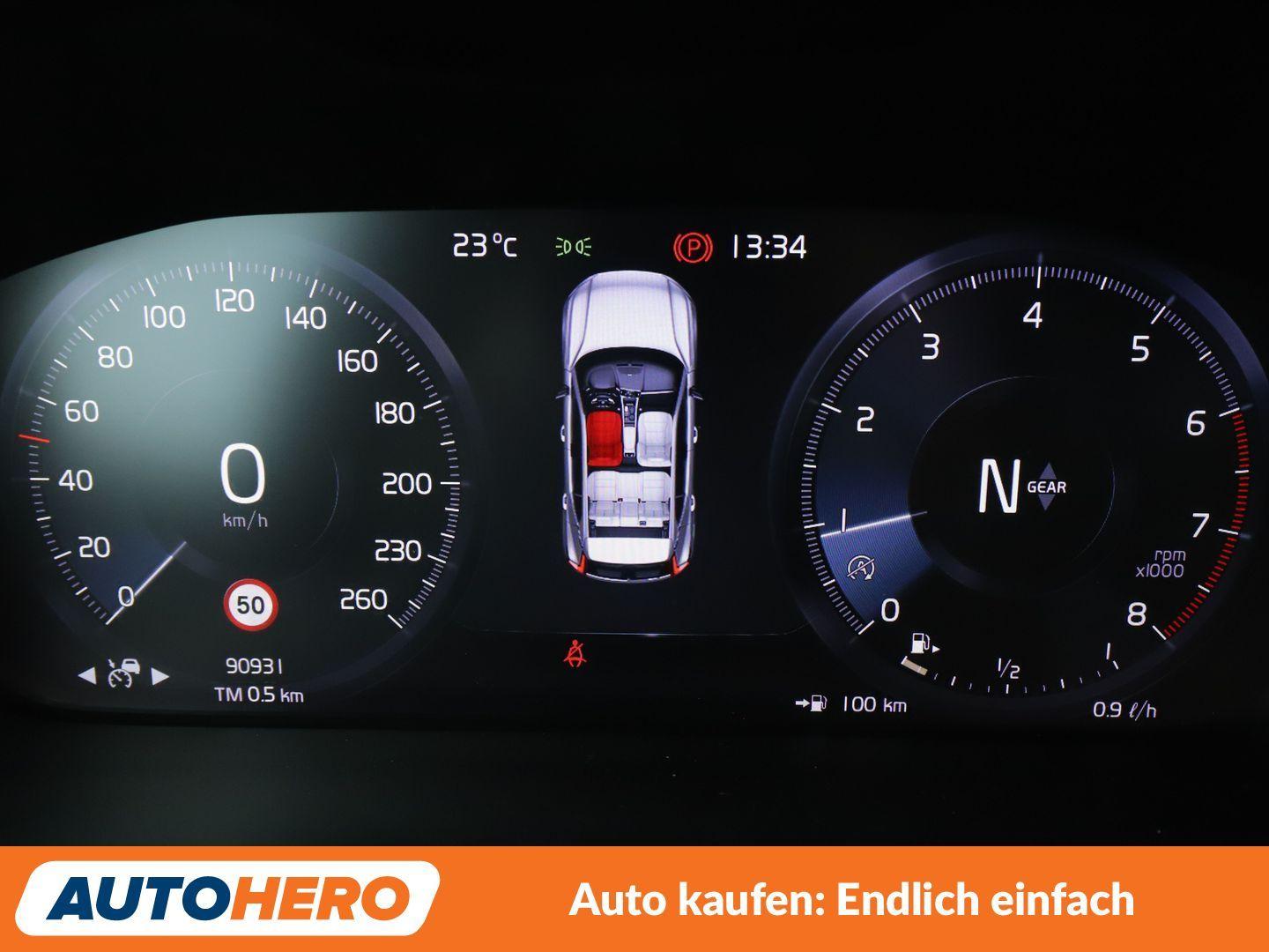 Volvo XC40 1.5 T3 Momentum Pro 2WD *NAVI*LED*TEMPO*CAM
