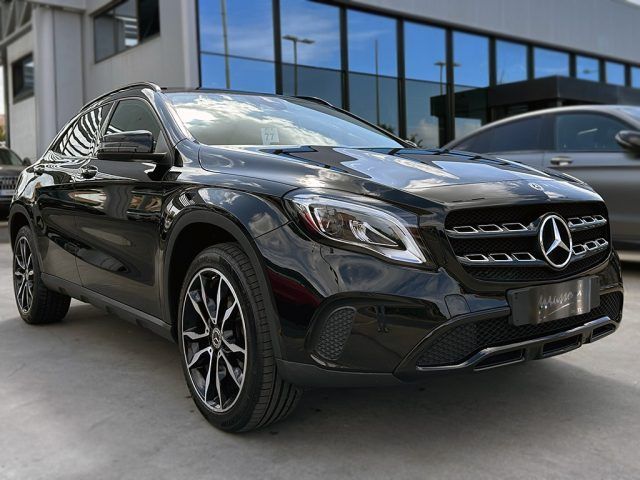 Mercedes-Benz MERCEDES-BENZ GLA 200 d Automatic Sport NightPac