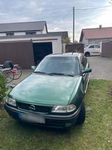Opel Astra 1,6/ Automatik - gebrauchte Opel Astra aus dem Jahr 1996
