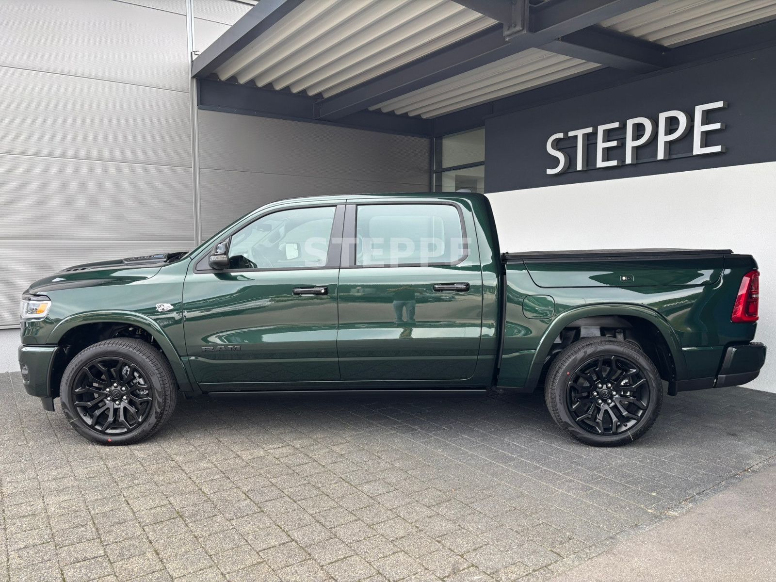 Dodge 2026 RAM 1500 Limited Night 5,7LV8 Rambox MFT