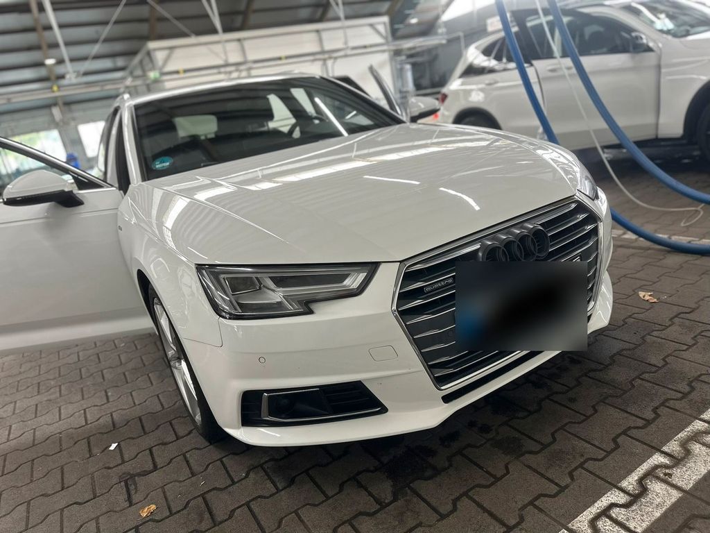 Image of Audi A4