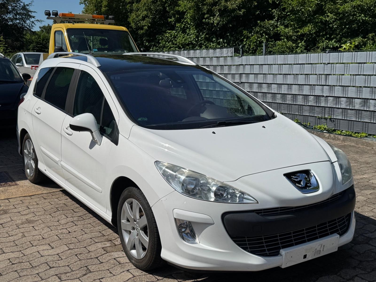Peugeot 308 SW Platinum PANORAMA/KLIMA-AUTOMATIK/
