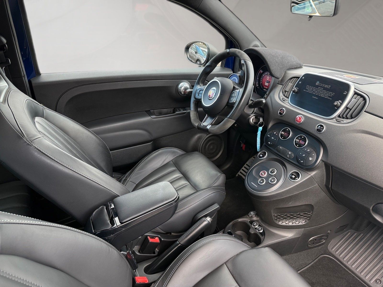 Fahrzeugabbildung Abarth 595C Competizione Automatic