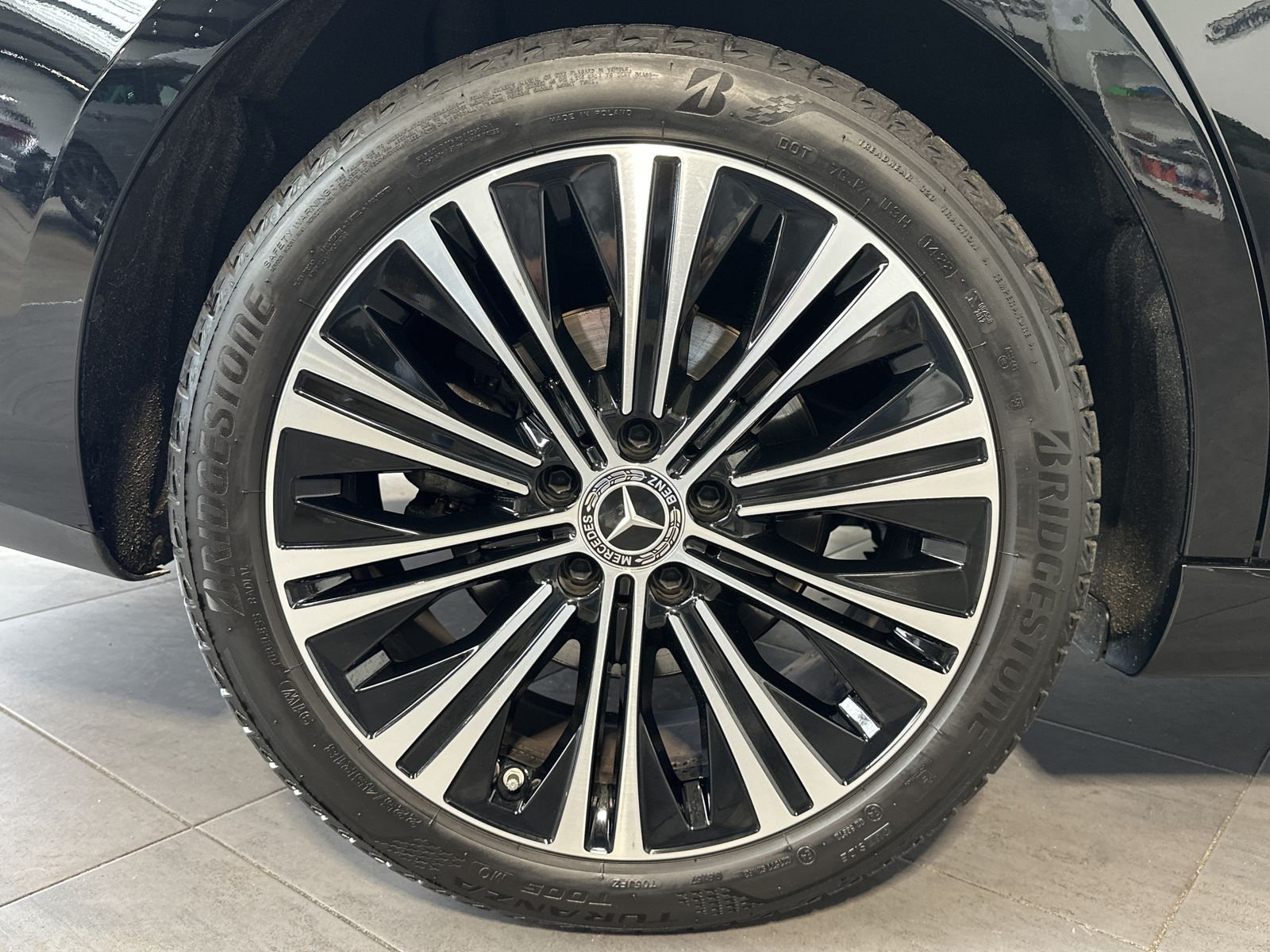 Fahrzeugabbildung Mercedes-Benz CLA 200d Shooting Brake Progressive NAV+LED+WIDE