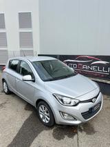 Hyundai i20 1.1 CRDi 12V 5 porte Style NEOPAT OC - Hyundai i20 Style mit Diesel-Antrieb