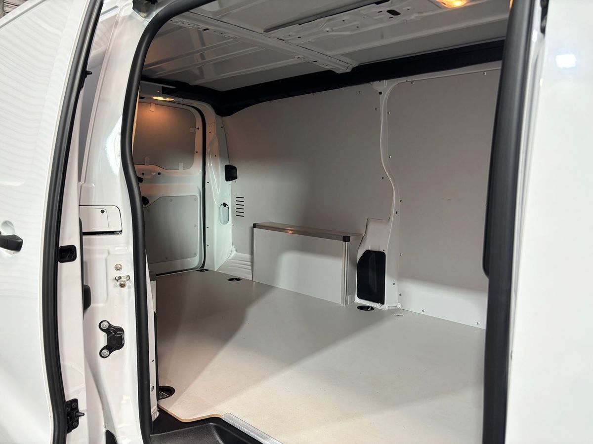 Fahrzeugabbildung Opel Vivaro Kasten Edition L
