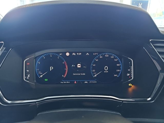 Fahrzeugabbildung Volkswagen Touran 1.5 TSI DSG Highline BLACK STYLE 7-SITZER