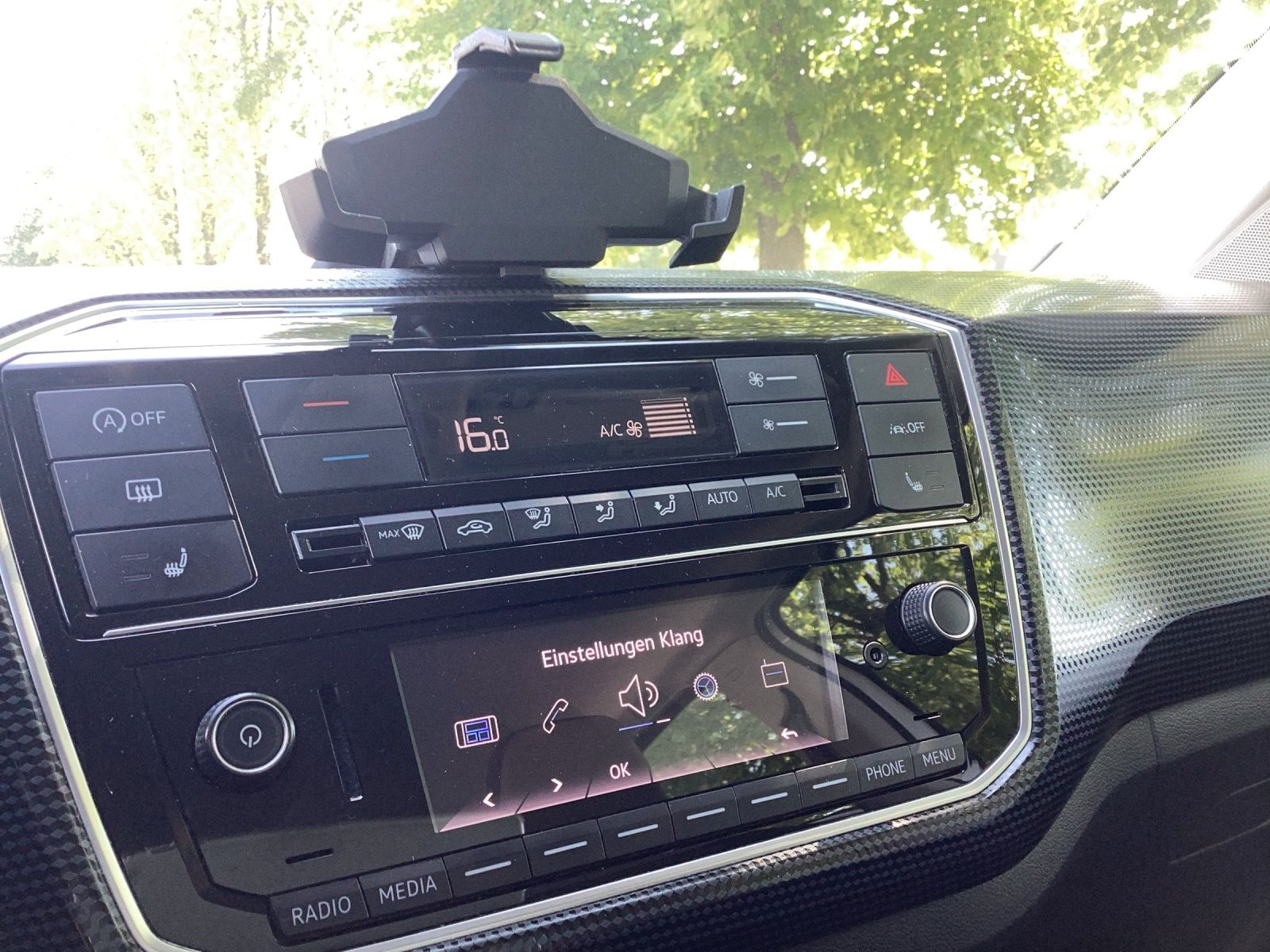 Fahrzeugabbildung Volkswagen up! GRA NSW REAR VIEW CLIMATRONIC