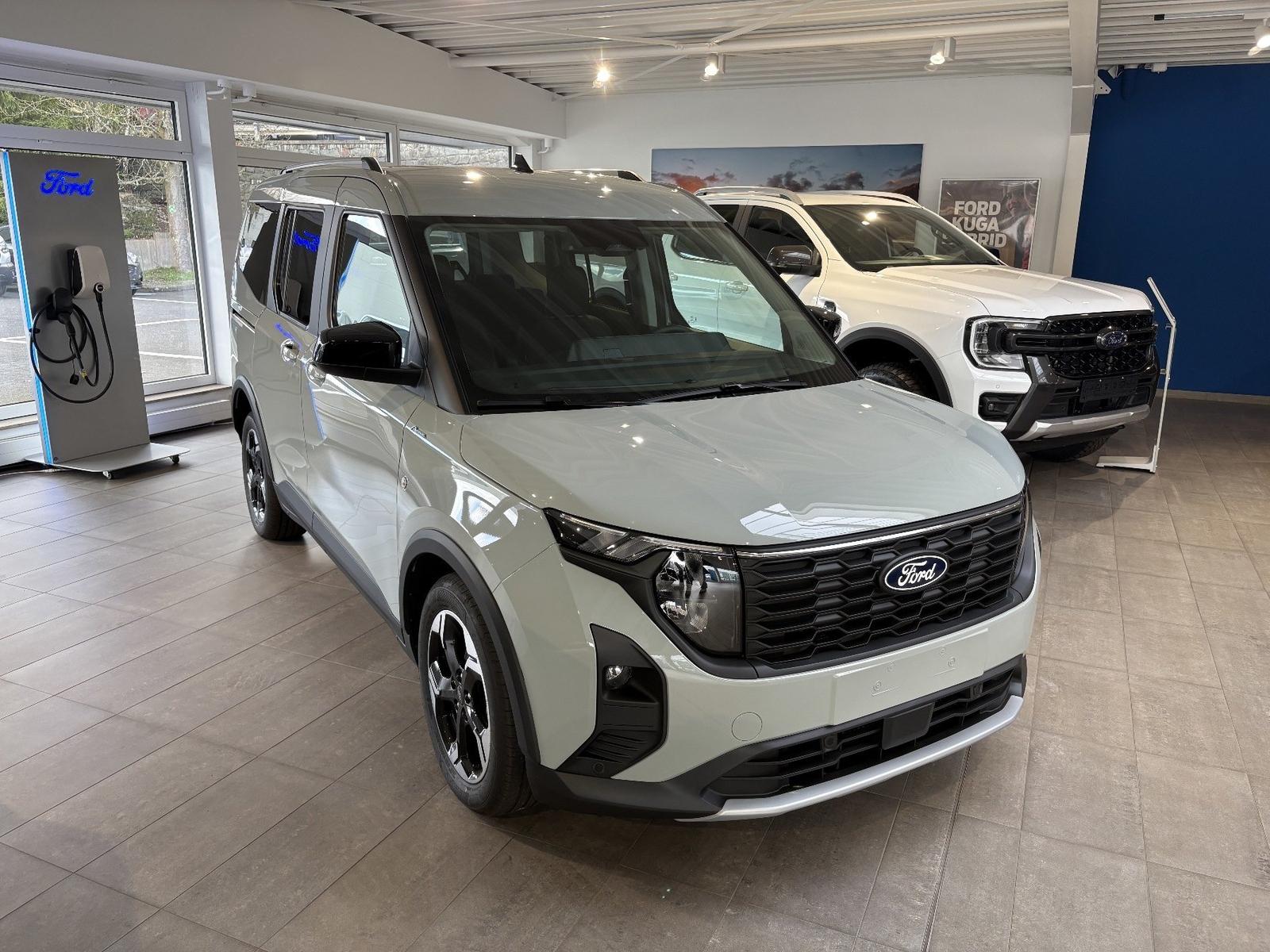 Ford Tourneo Courier Active Navigation PDC ACC TWA