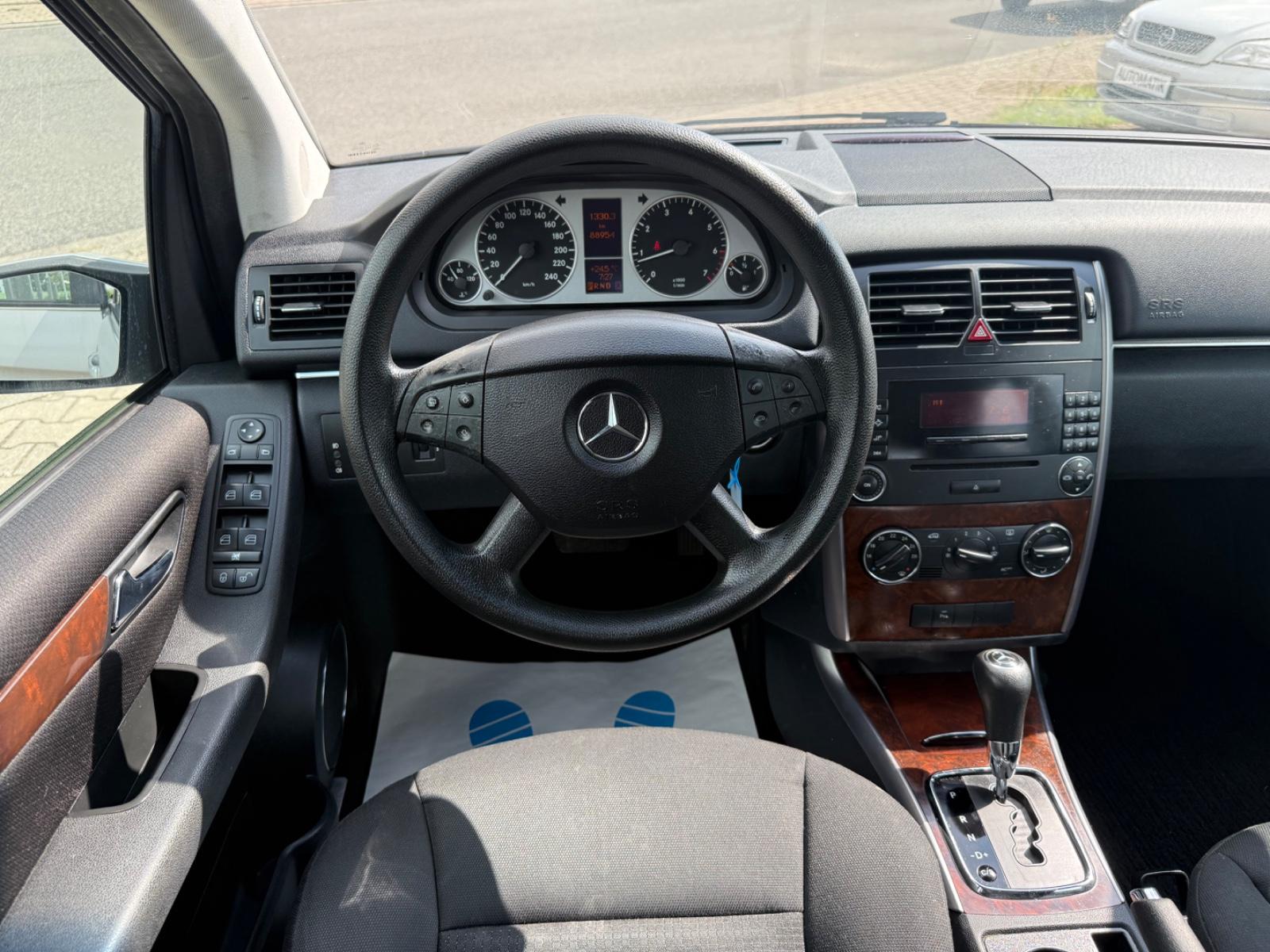 Mercedes-Benz B170 2005 — photo 15