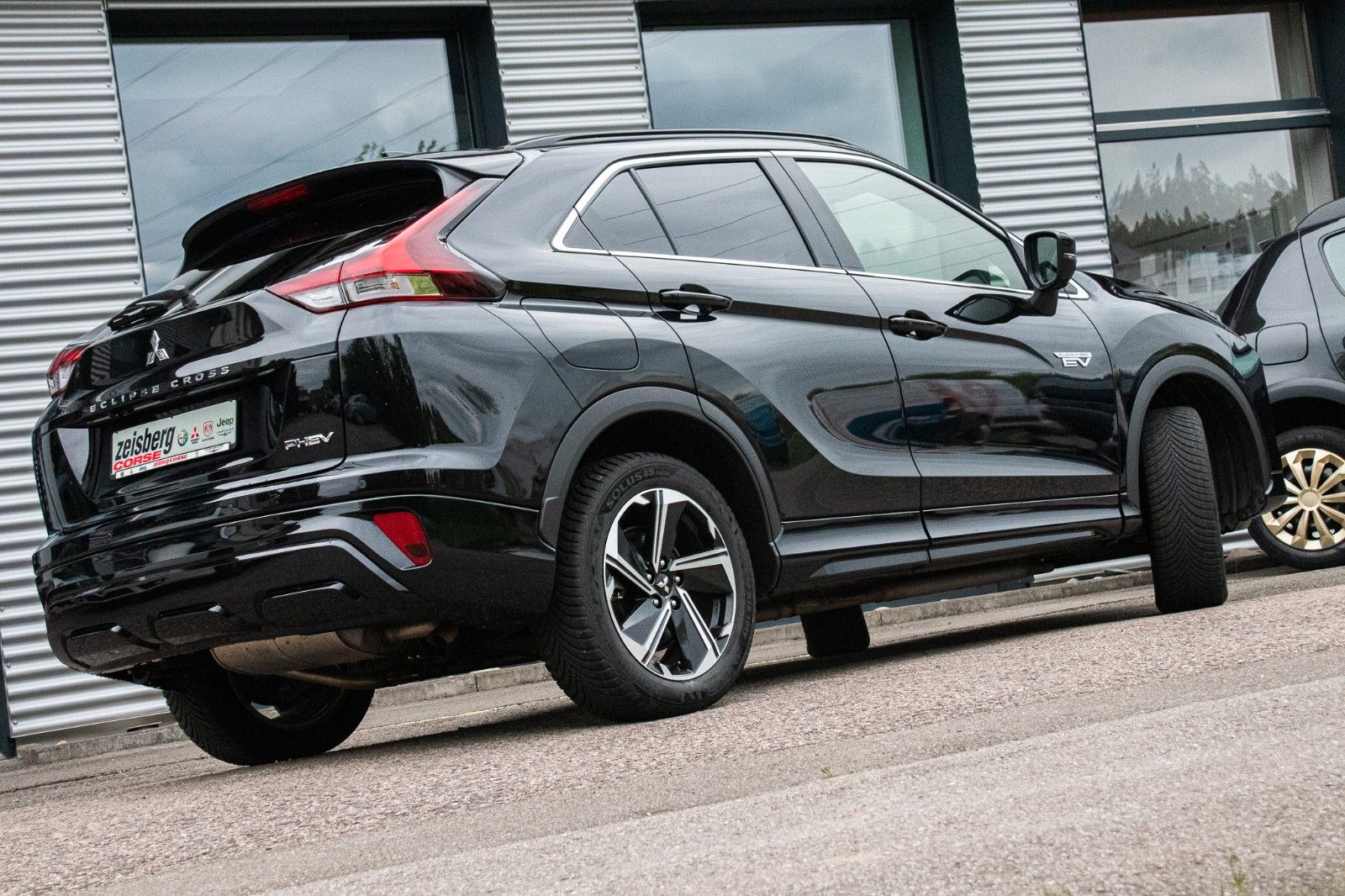 Fahrzeugabbildung Mitsubishi Eclipse Cross 2.4 PHEV TOP 4WD Leder*Navi*Pano.
