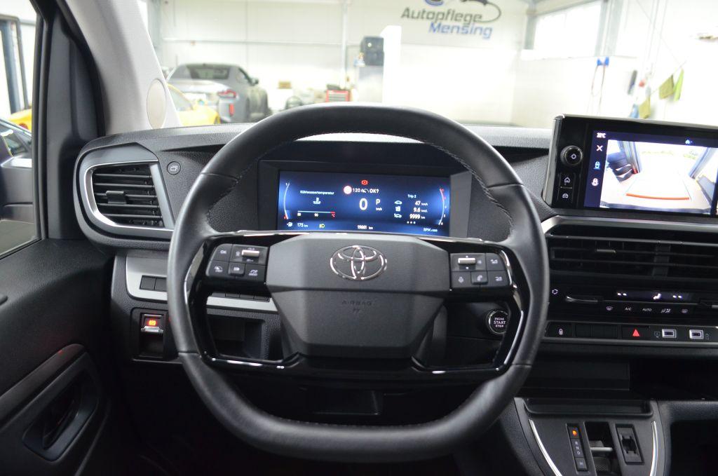 Toyota Proace 2,0-l-D-4D L2 (8-Si.) Autm. Verso Team De