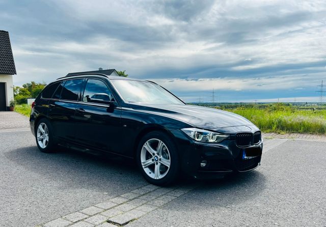 BMW 330d xDrive Touring M Sport Head-Up Auto. 