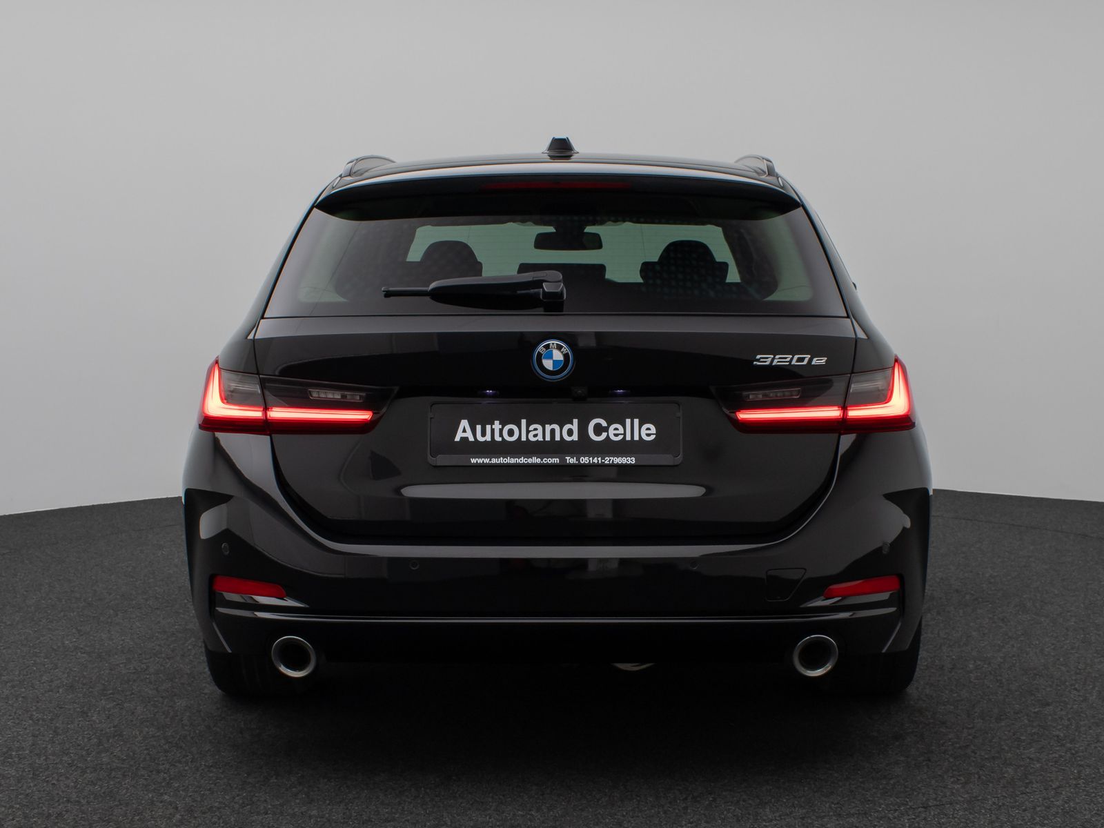 Fahrzeugabbildung BMW 320e Kamera HUD DAB H/K AHK Stop&Go Sport LED