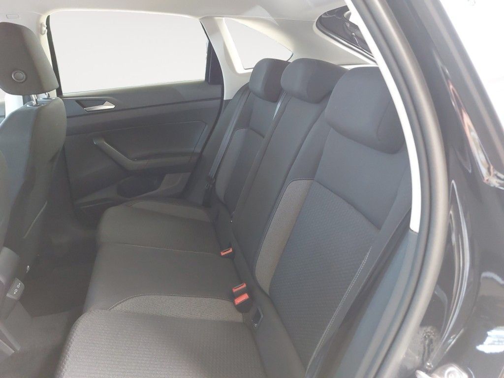 Fahrzeugabbildung Volkswagen Taigo 1.0 TSI Life Anschlußgarantie LED