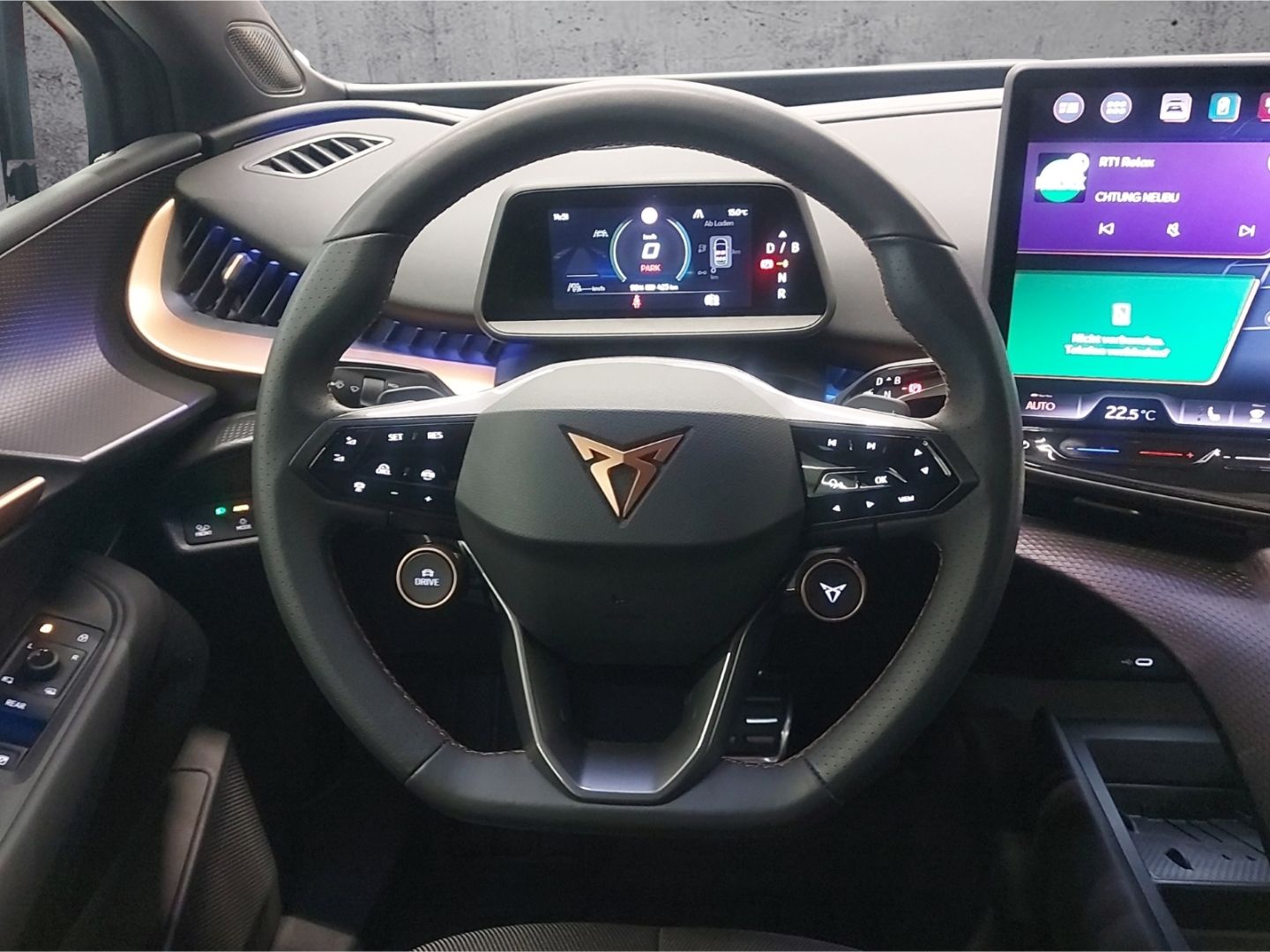 Cupra Tavascan - Bild 12