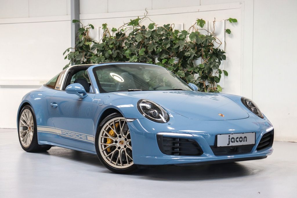 Image of Porsche 911